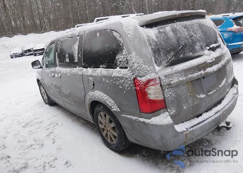 2014 Chrysler Town & Country Touring из США, поврежденный, VIN 2C4RC1BG1ER446332